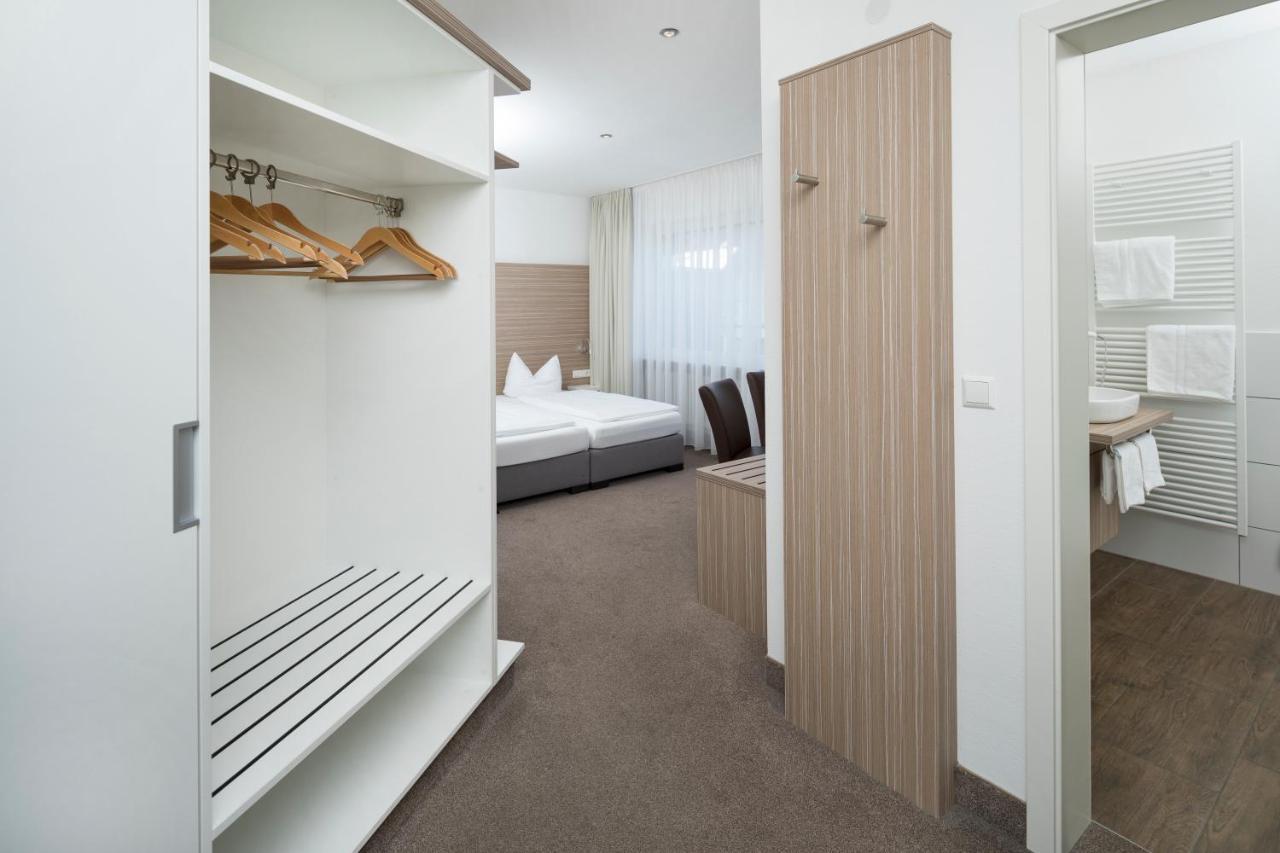 Hotel Zeppelin - Das Original ฟรีดริชส์ฮาเฟน ภายนอก รูปภาพ