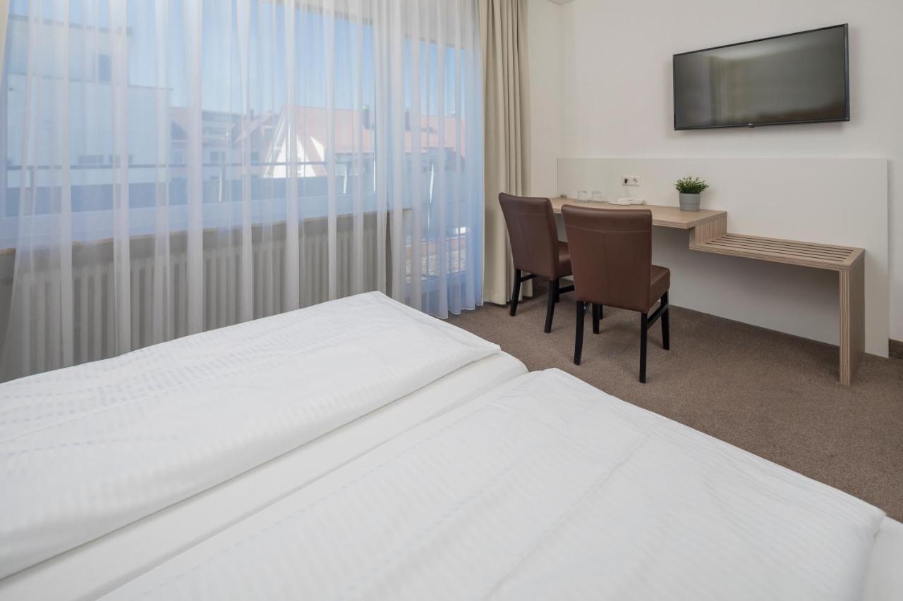 Hotel Zeppelin - Das Original ฟรีดริชส์ฮาเฟน ภายนอก รูปภาพ