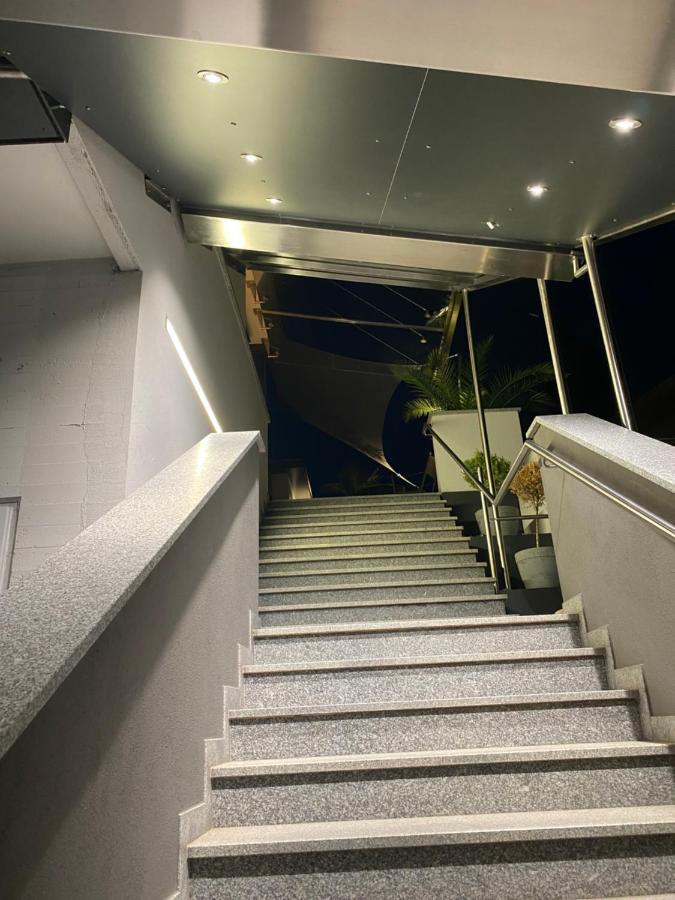Hotel Zeppelin - Das Original ฟรีดริชส์ฮาเฟน ภายนอก รูปภาพ