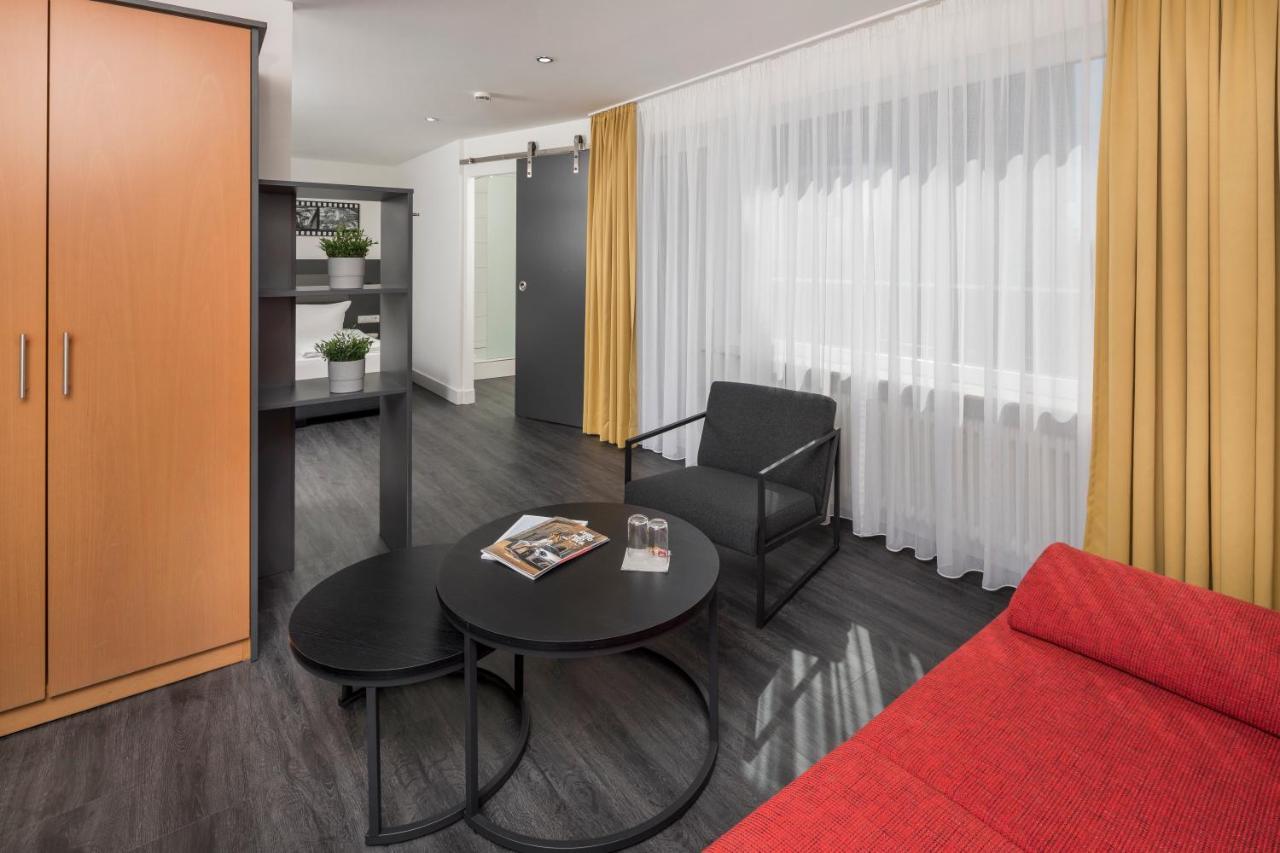 Hotel Zeppelin - Das Original ฟรีดริชส์ฮาเฟน ภายนอก รูปภาพ